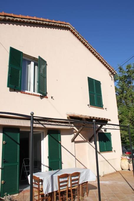 Dans Maison 2 Km De La Holiday home